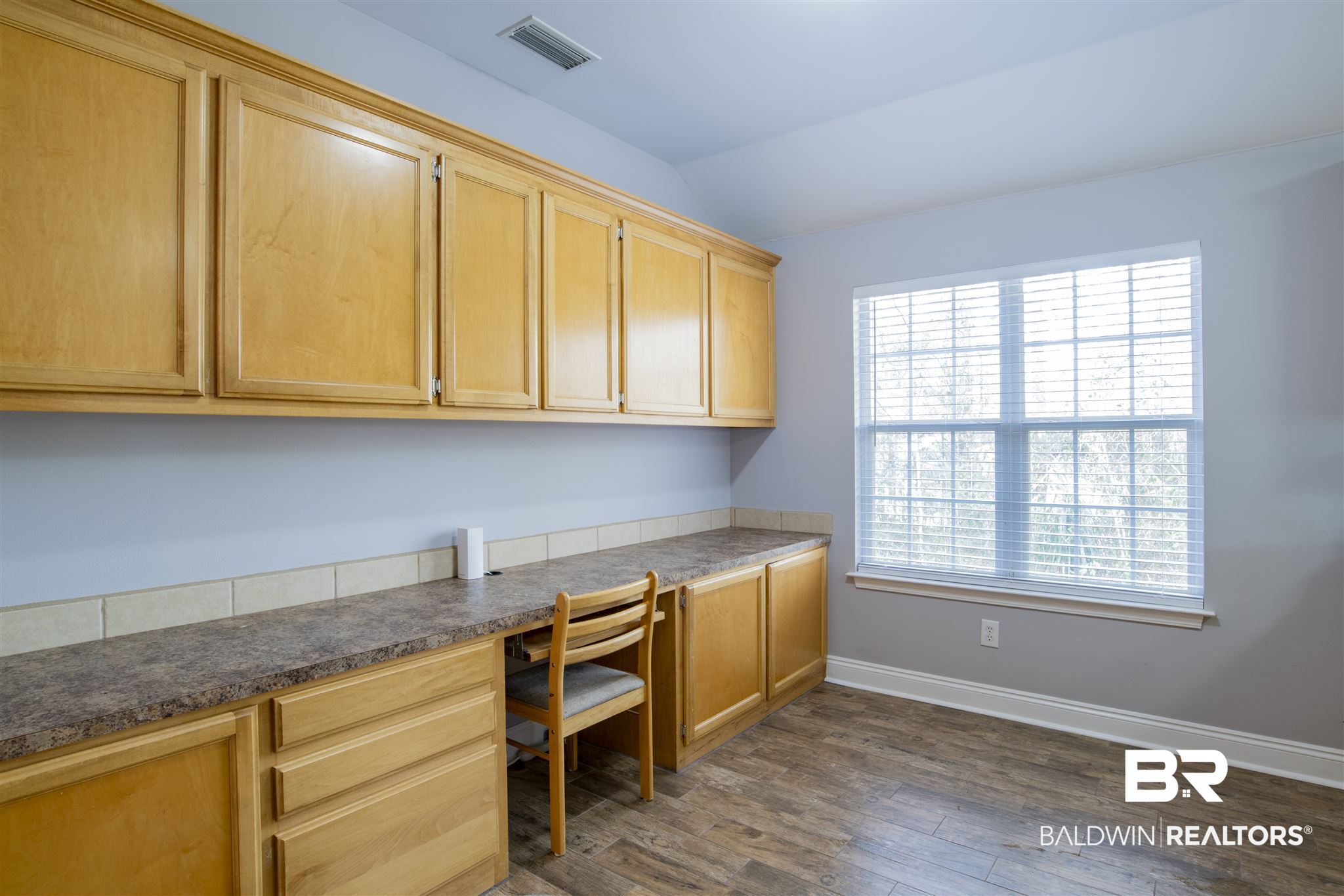 186 Lakeview Loop Daphne, AL 36526 - Photo 14 of 37