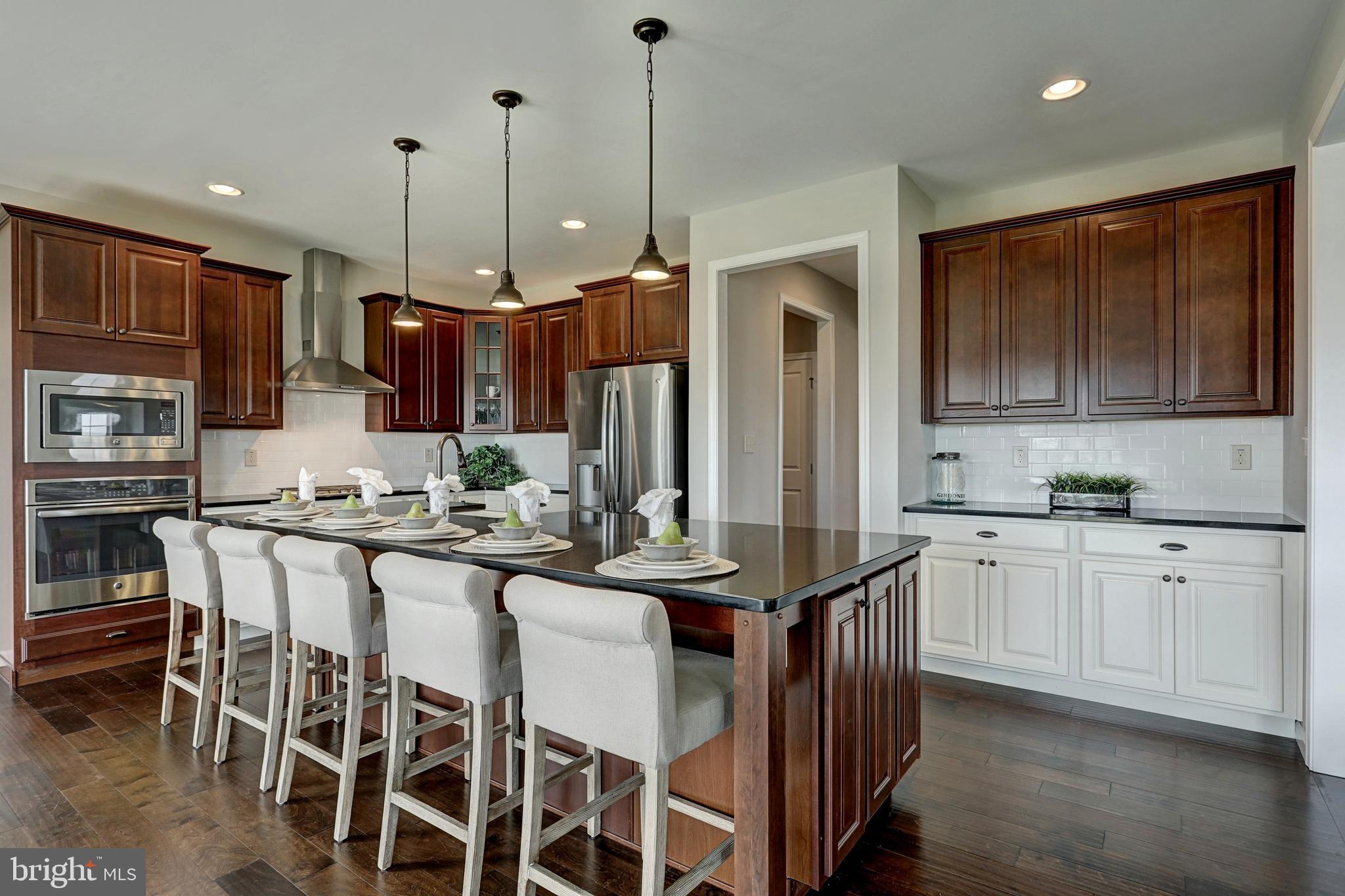 3250 Lewisberry Road York, PA 17404 - Photo 4 of 33 Gallery Image 4