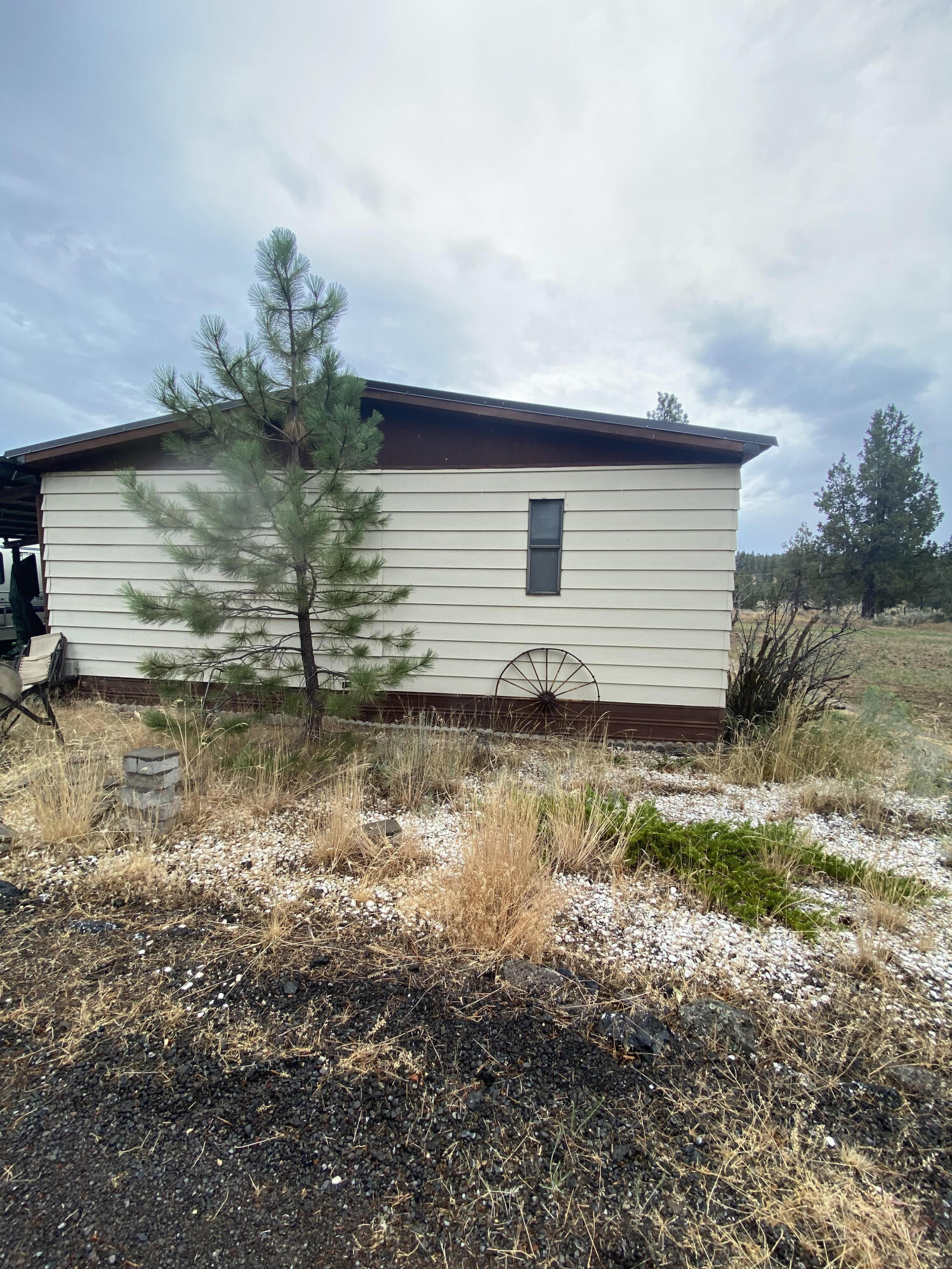 12823 Bliss Road Bonanza, OR 97623 - Photo 4 of 38 h8