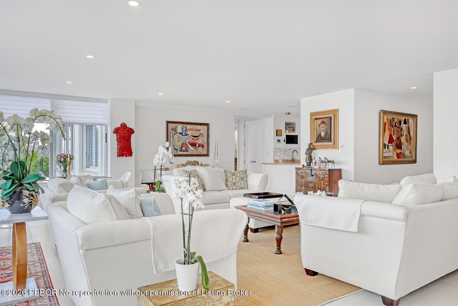 44 Cocoanut Row, Unit 507B Palm Beach, FL 33480 - Photo 2 of 17 Living Room