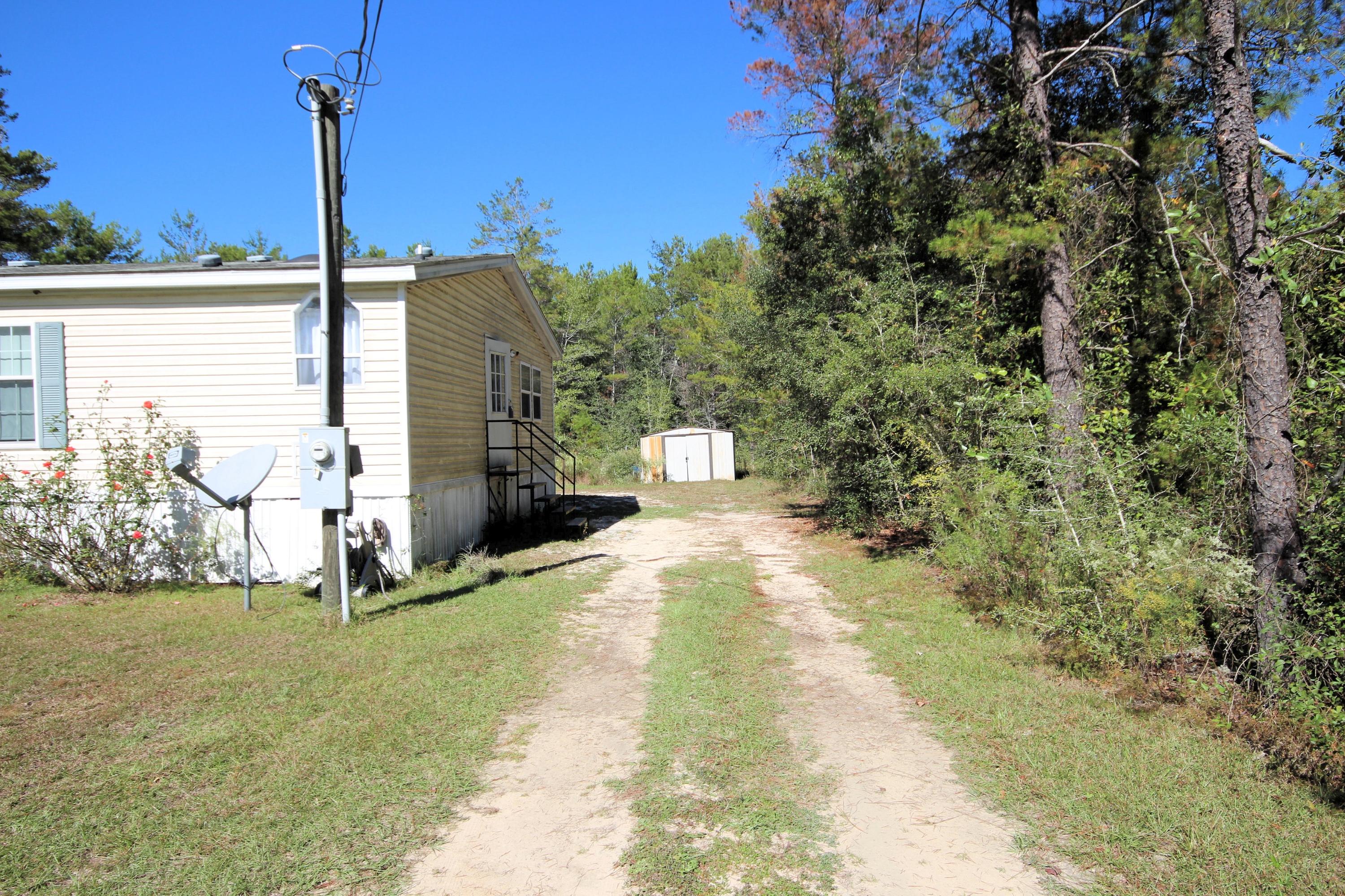 178 McCloud Road Freeport, FL 32439 - Photo 12 of 32 178McCloudFrt7-3637333244-O