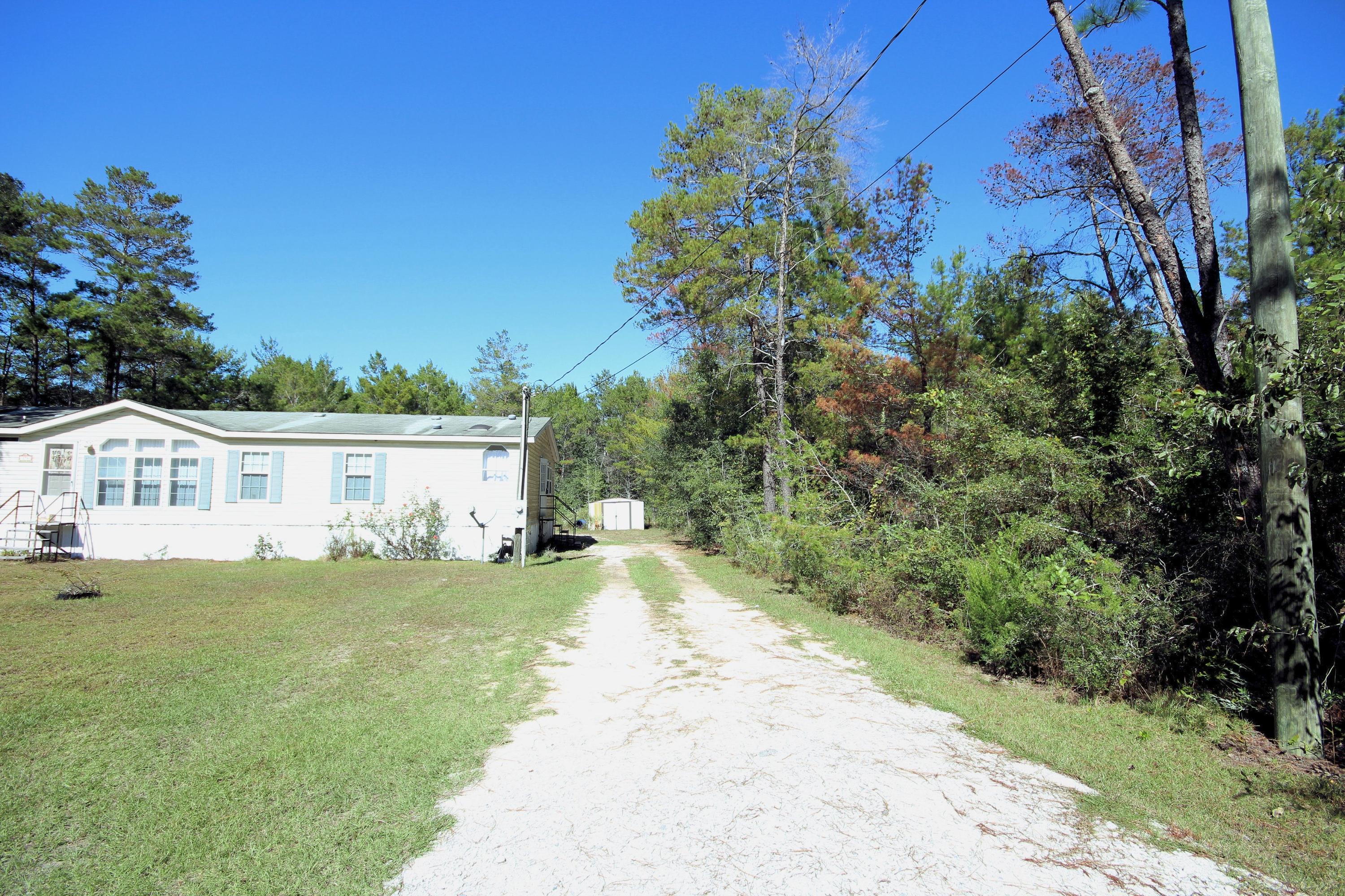 178 McCloud Road Freeport, FL 32439 - Photo 27 of 32 178mcCloudYdrive-3637335376-O