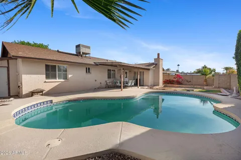 $525,000 | 2137 East Apollo Avenue, Tempe, AZ 85283