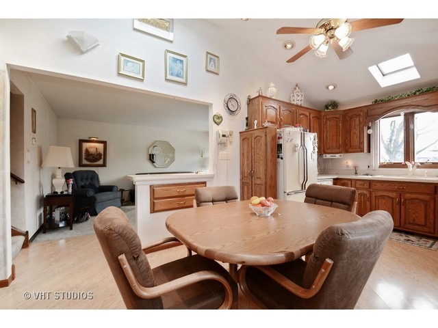 6128 Washington Street Chicago Ridge, IL 60415 - Photo 5 of 10