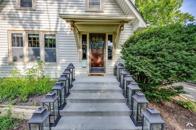 $329,900 | 1807 Alabama Street, Lawrence, KS 66044