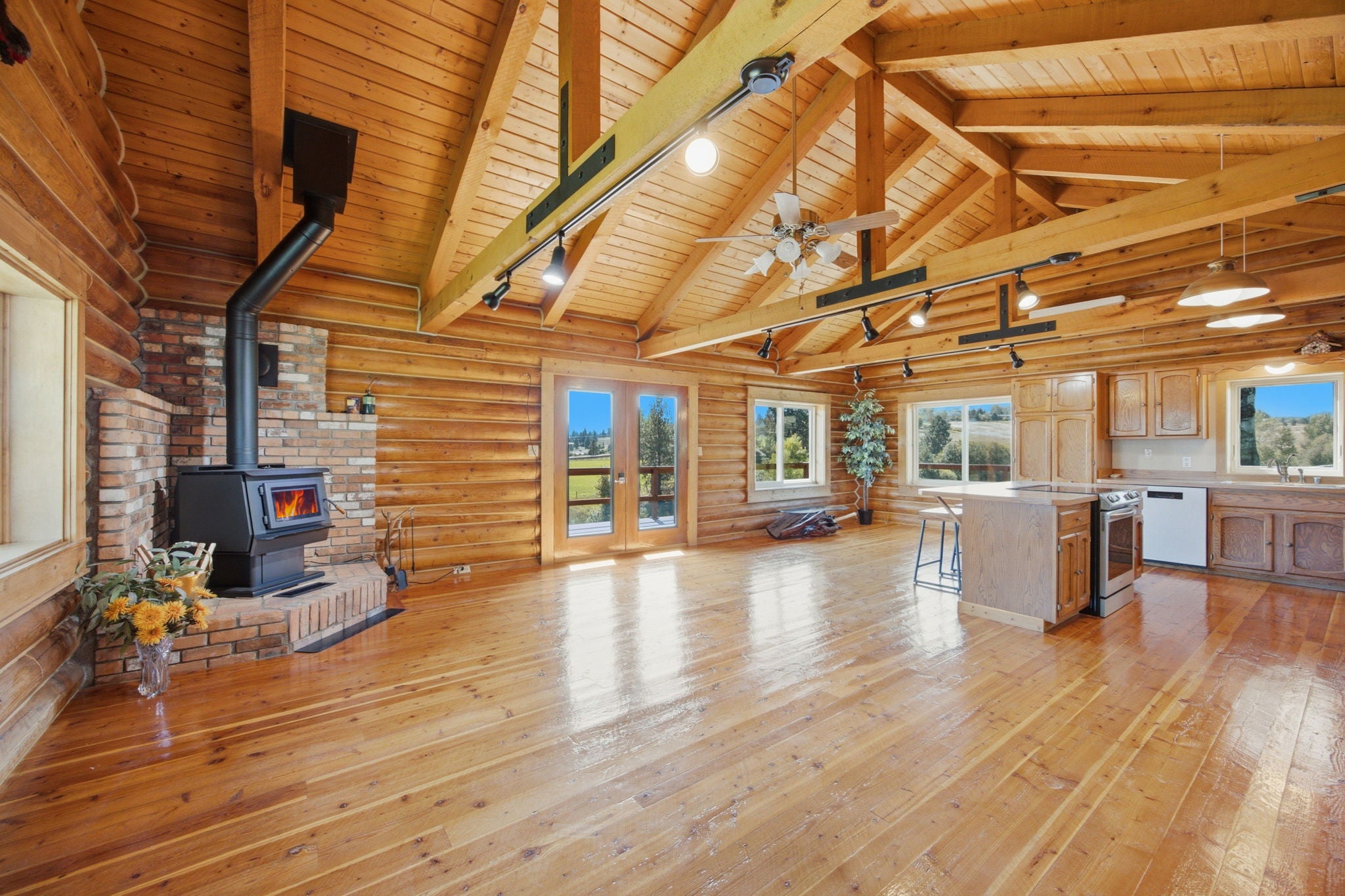 1335 Country Road Victor, MT 59875 - Photo 14 of 87 Gallery Image 14