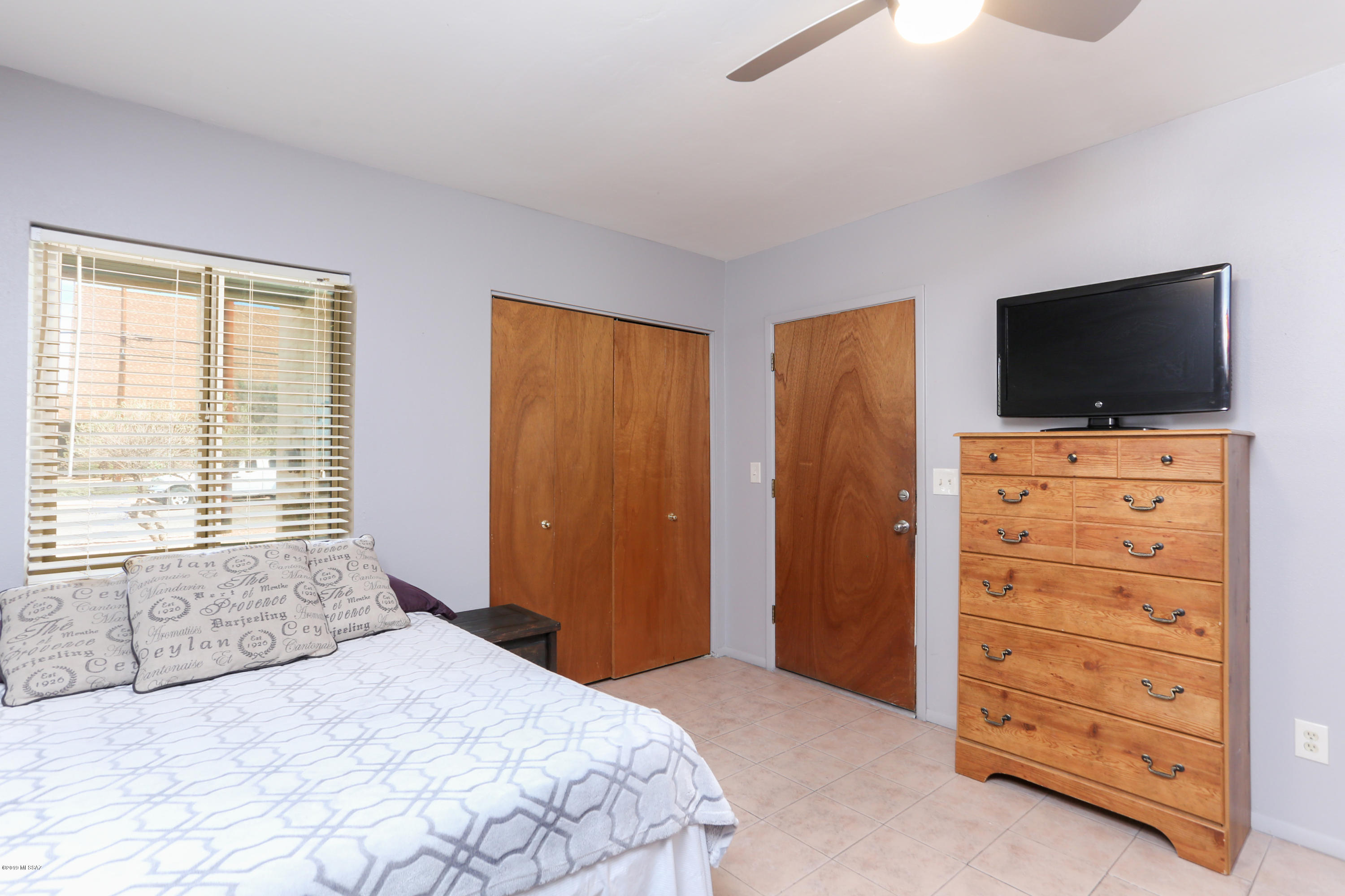 1207 North Santa Rosa Avenue Tucson, AZ 85712 - Photo 9 of 19