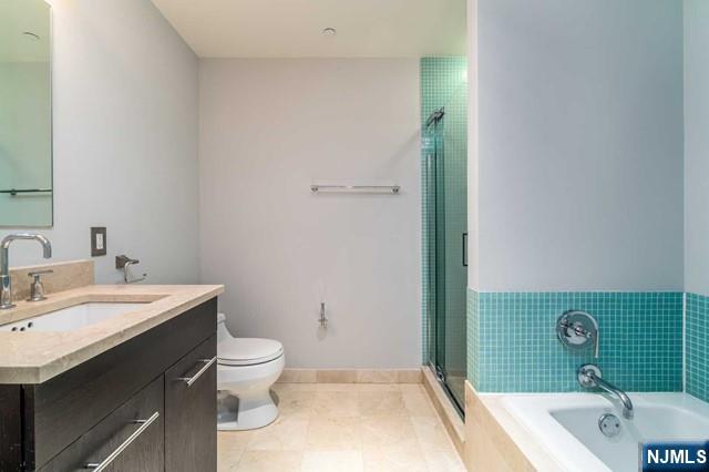 1807 Hudson Park Edgewater, NJ 07020 - Photo 11 of 23