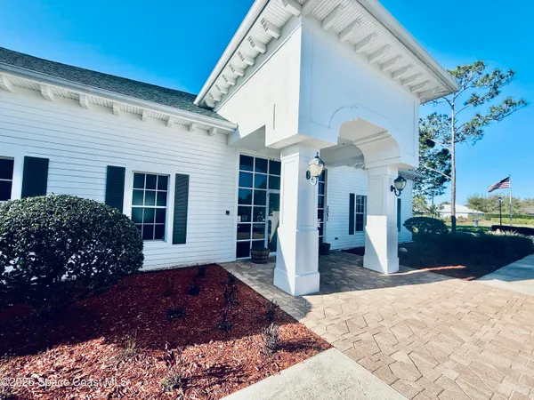 $2,350 | 402 Breckenridge Circle Southeast, Palm Bay, FL 32909