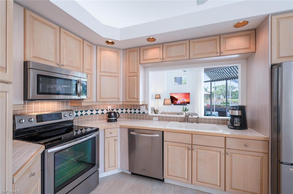 134 San Rafael Lane Naples, FL 34119 - Photo 10 of 33 Gallery Image 10