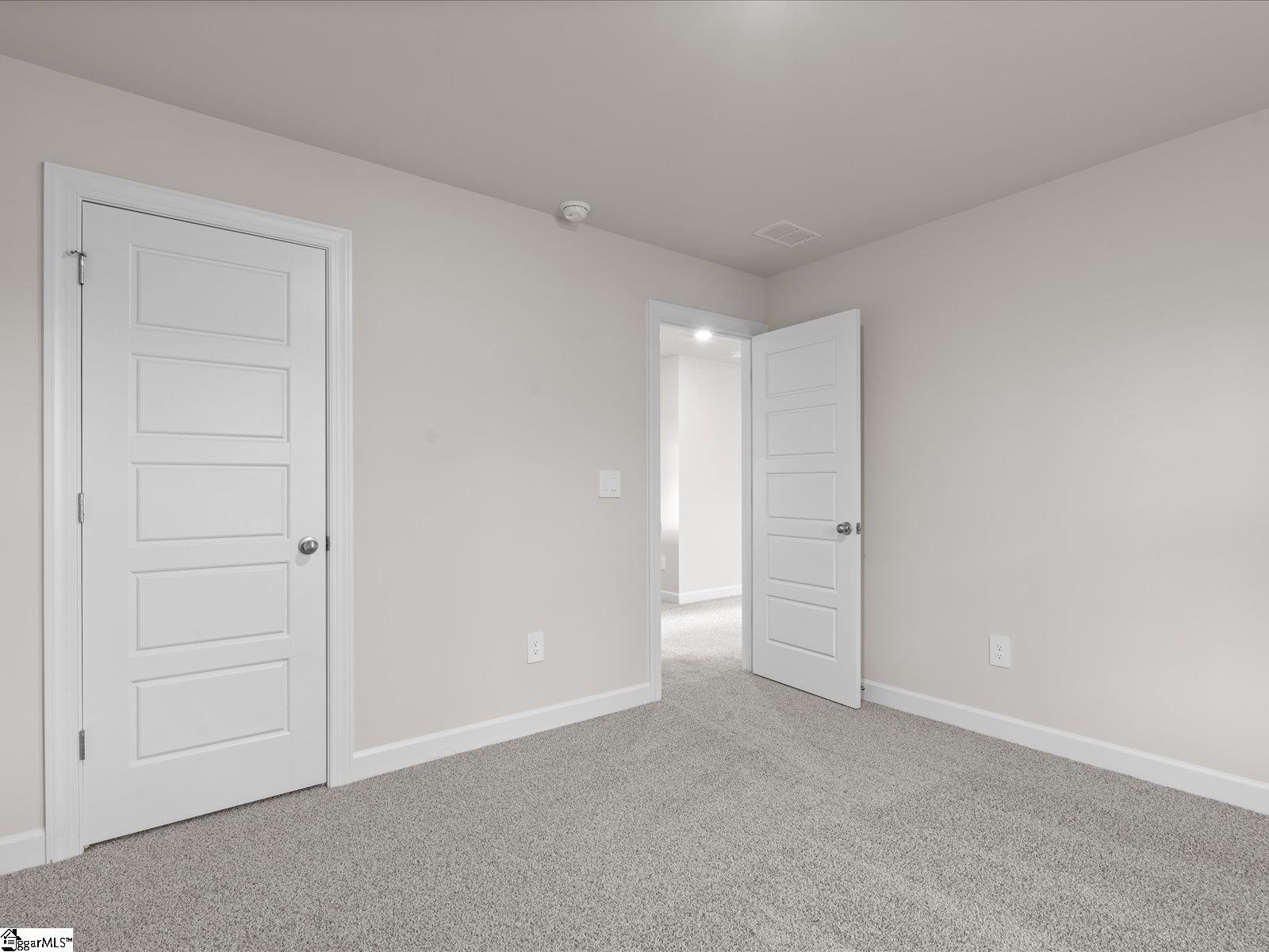 517 Hazelcroft Drive Fountain Inn, SC 29644 - Photo 35 of 36 Gallery Image 35