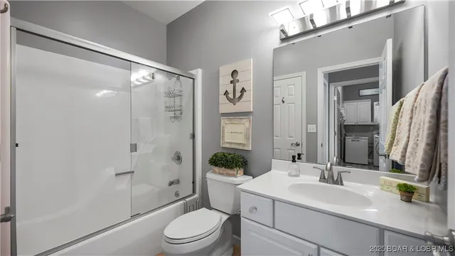 $475,000 | 492 Regatta Bay Drive, Unit 4E, Lake Ozark, MO 65049