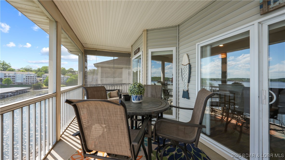 492 Regatta Bay Drive, Unit 4E Lake Ozark, MO 65049 - Photo 31 of 47