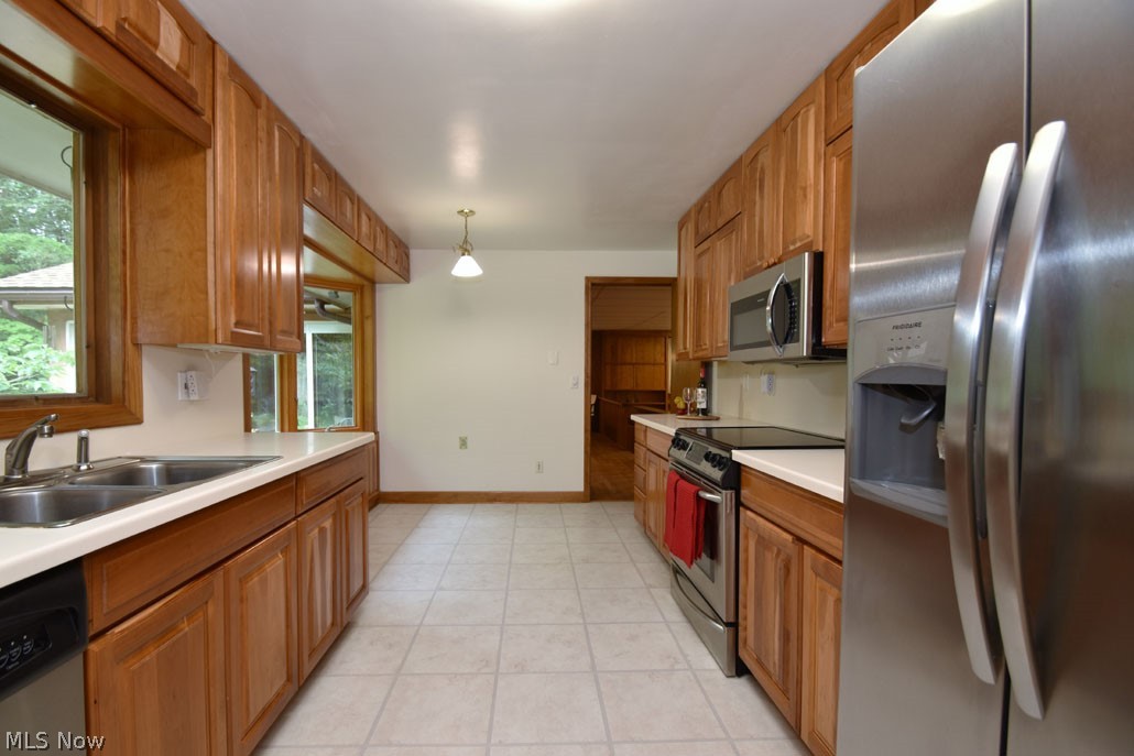 8265 Cloveridge Road Chagrin Falls, OH 44022 - Photo 11 of 35 Gallery Image 11