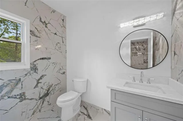 $900,000 | 2696 Long Lake Terrace Northeast, Roswell, GA 30075