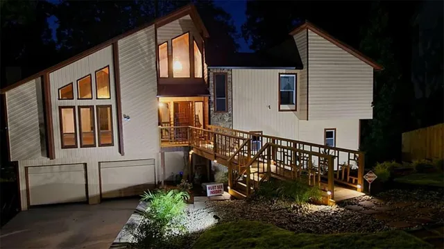 $900,000 | 2696 Long Lake Terrace Northeast, Roswell, GA 30075