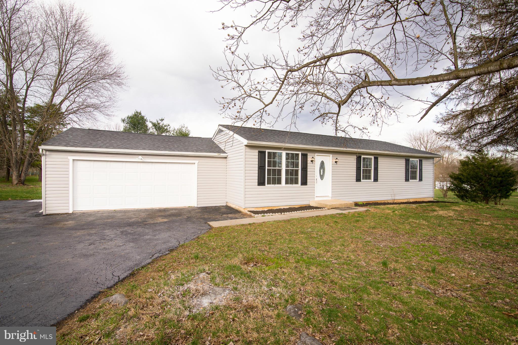 96 Weeping Willow Road Falling Waters, WV 25419 - Photo 2 of 23 Exterior (Front)