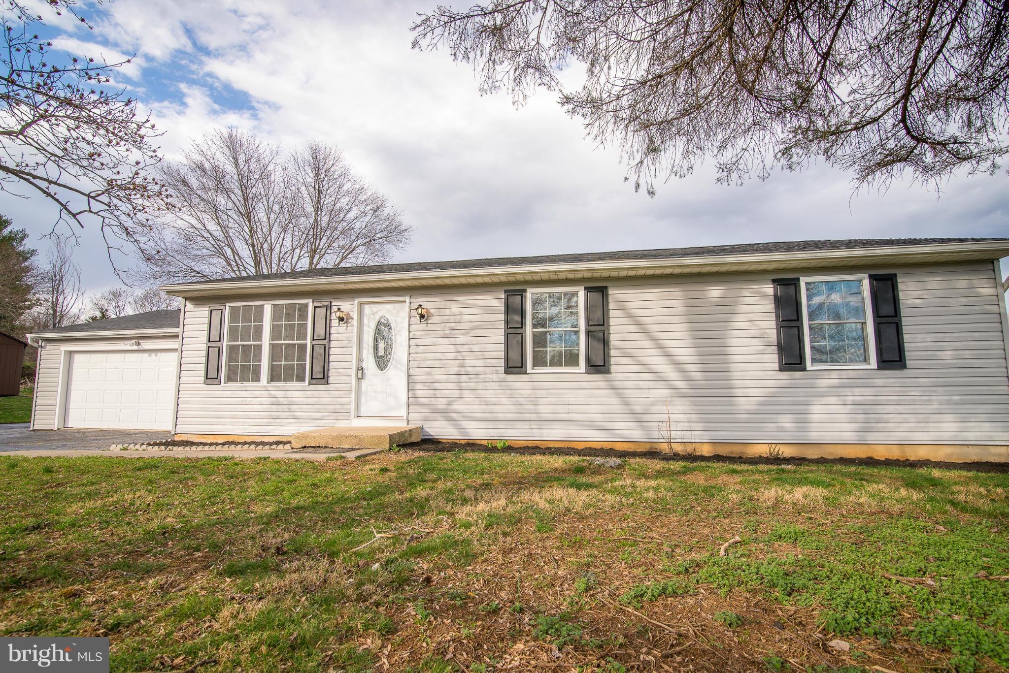 96 Weeping Willow Road Falling Waters, WV 25419 - Photo 3 of 23 Exterior (Front)