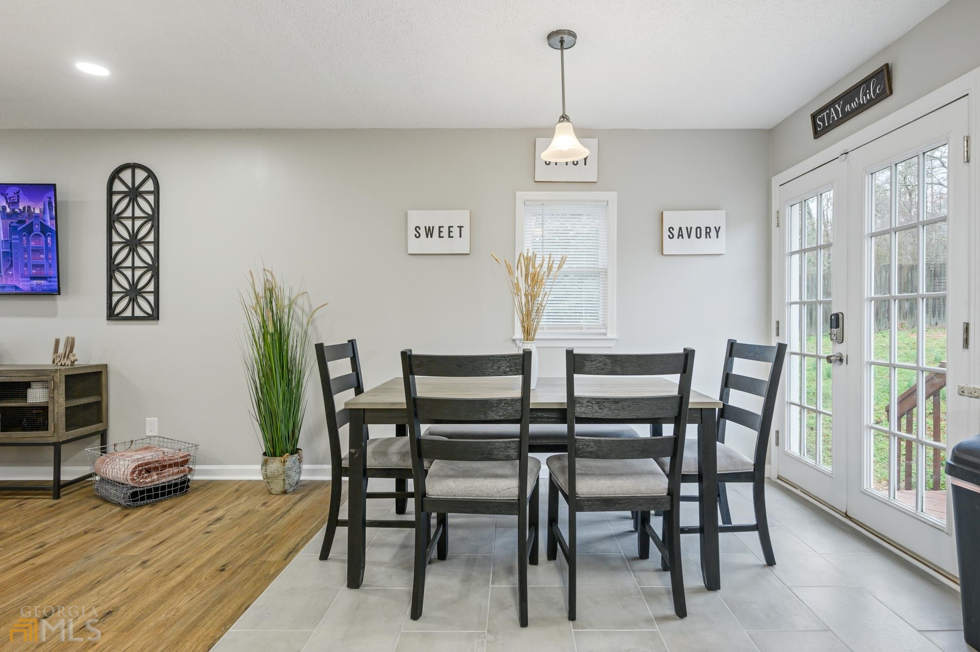 25 Jennifer Lane Rydal, GA 30171 - Photo 7 of 29