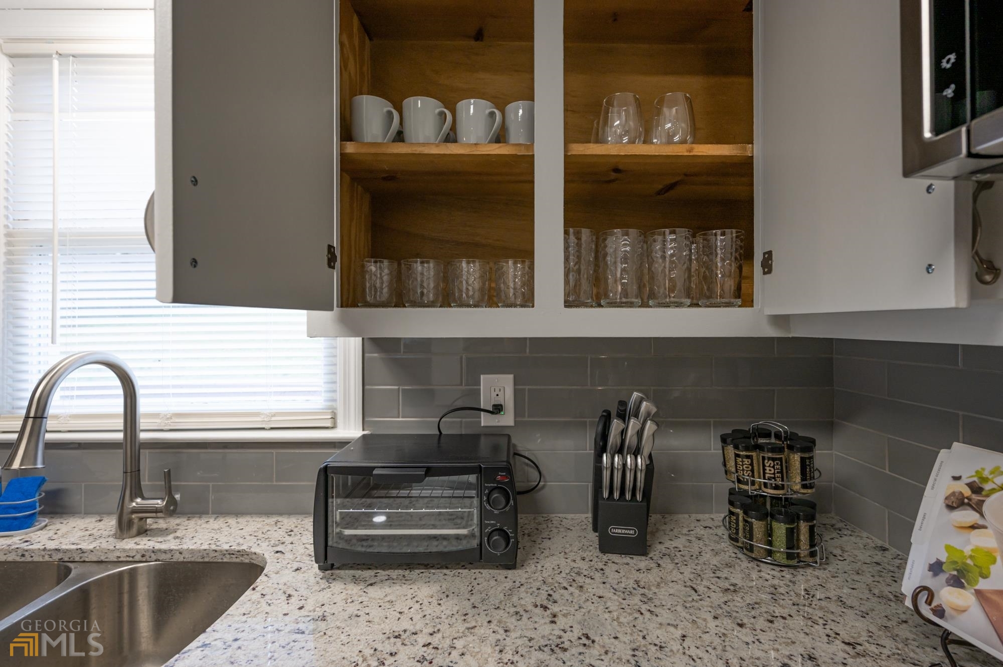 25 Jennifer Lane Rydal, GA 30171 - Photo 10 of 29