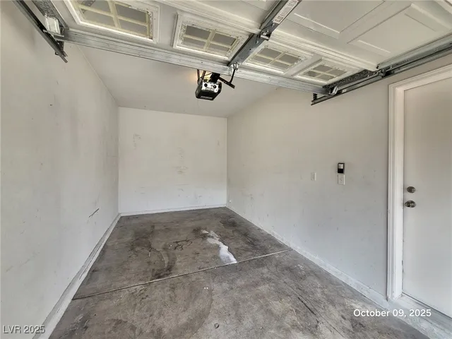 $1,850 | 9708 Villa Lorena Avenue, Las Vegas, NV 89147