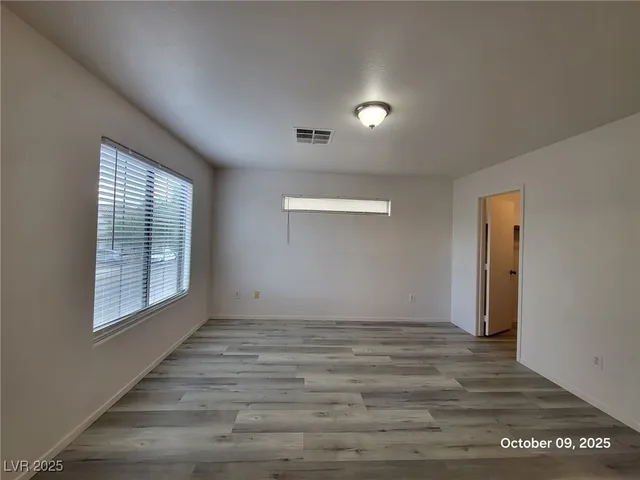$1,850 | 9708 Villa Lorena Avenue, Las Vegas, NV 89147