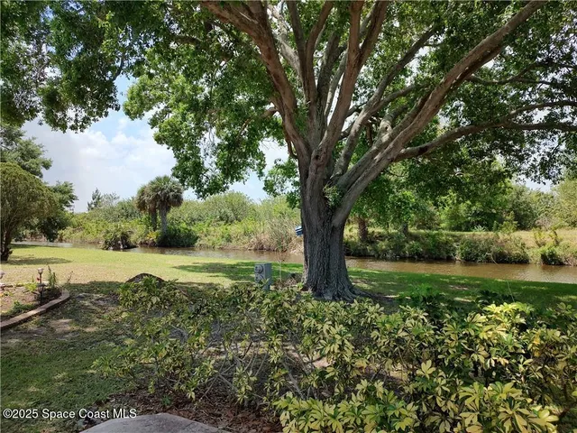$215,000 | 451 Papaya Circle, Barefoot Bay, FL 32976