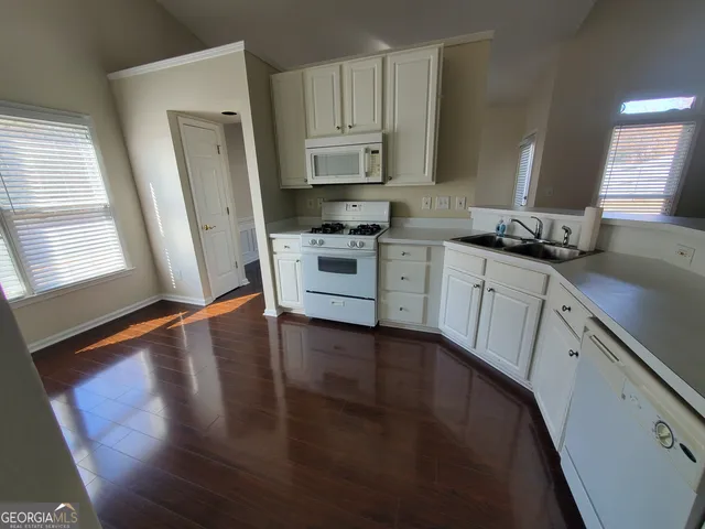 $2,490 | 1249 Thorncliff Court, Lawrenceville, GA 30044