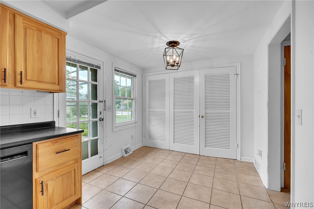 660 North Forest Road Amherst, NY 14221 - Photo 12 of 44 Gallery Image 12