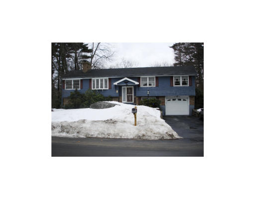 42 Marcia Road Wilmington, MA 01887 - Photo 2 of 13 Gallery Image 2