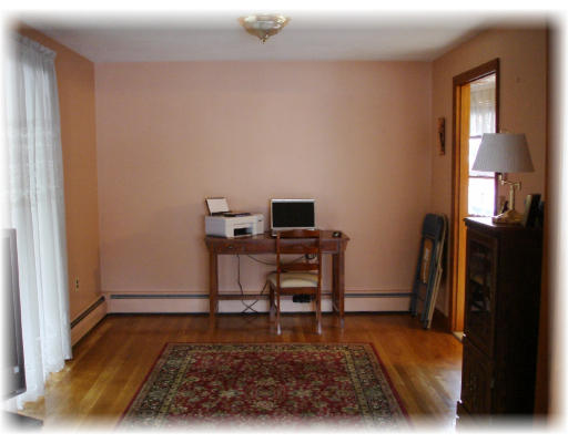 42 Marcia Road Wilmington, MA 01887 - Photo 6 of 13 Gallery Image 6
