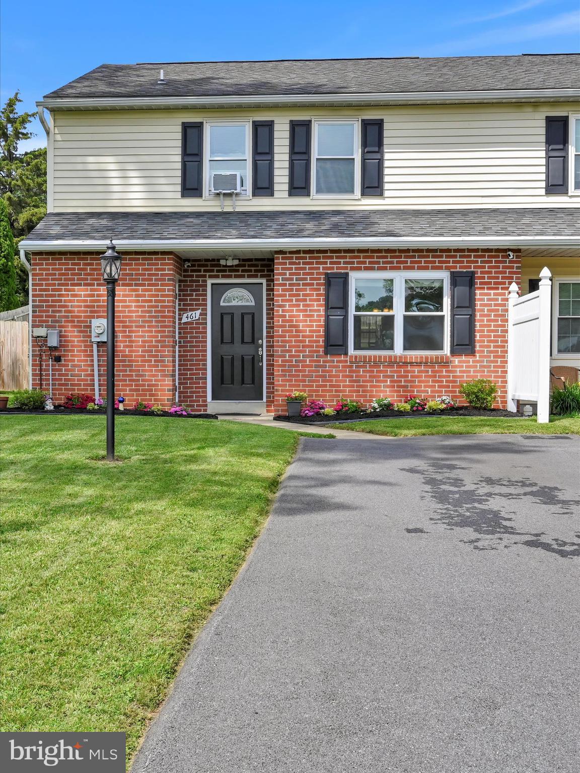 461 Crosswinds Drive Lititz, PA 17543 - Photo 3 of 32 a front view of house with yard