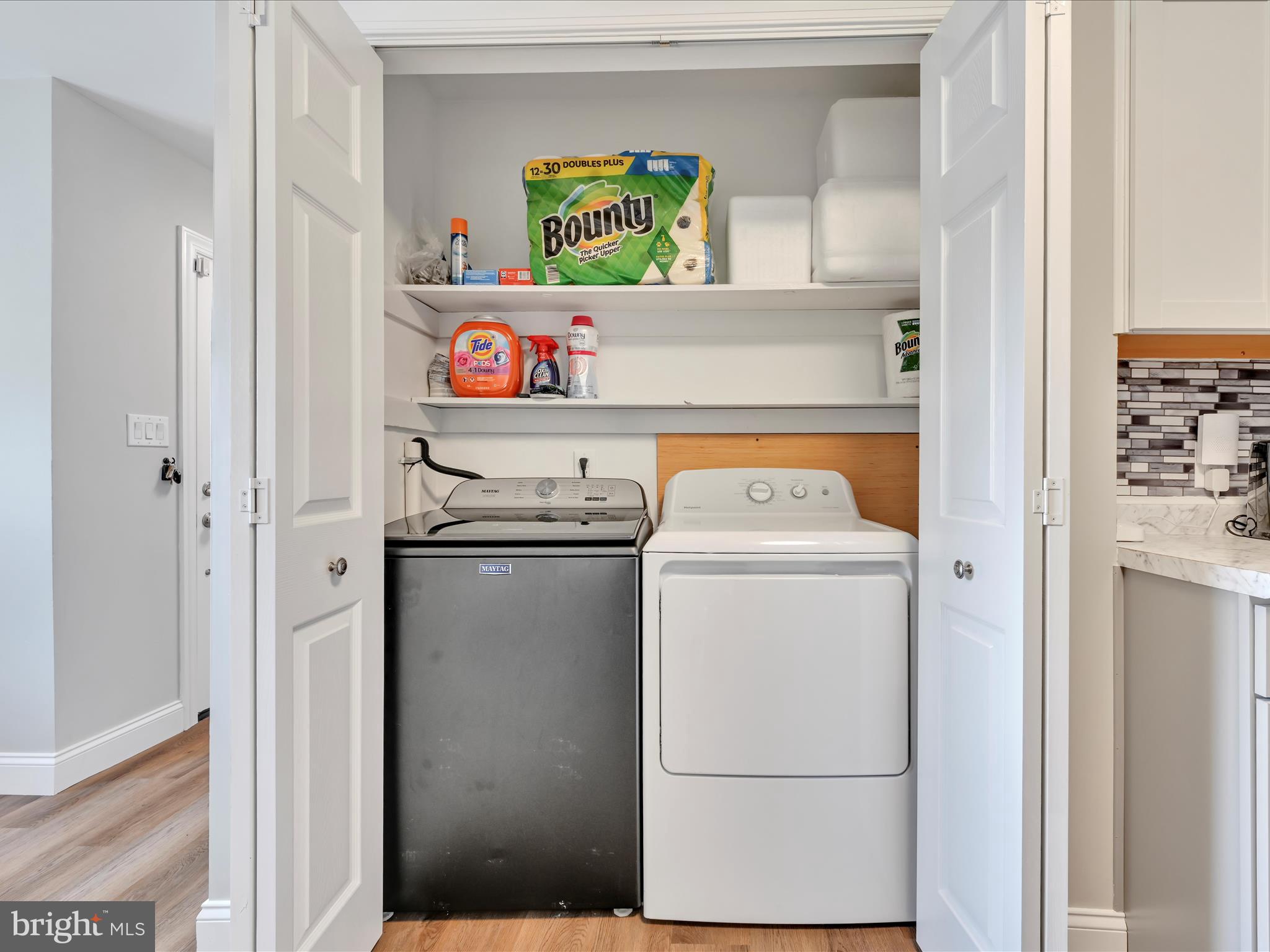 461 Crosswinds Drive Lititz, PA 17543 - Photo 10 of 32 a utility room with dryer and washer