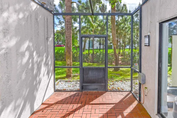 $615,000 | 22904 Ironwedge Drive, Boca Raton, FL 33433