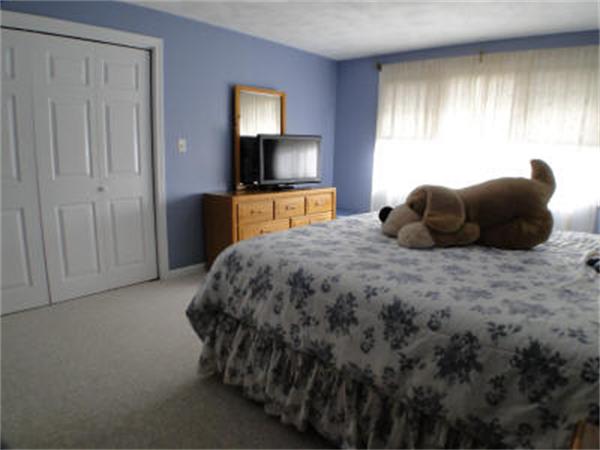 34 Pearl Road Saugus, MA 01906 - Photo 20 of 30 Gallery Image 20