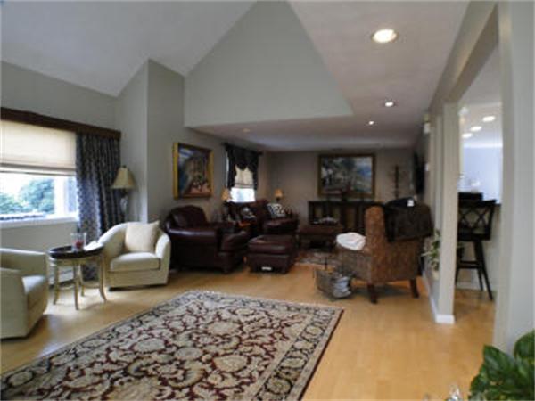 34 Pearl Road Saugus, MA 01906 - Photo 10 of 30 Gallery Image 10