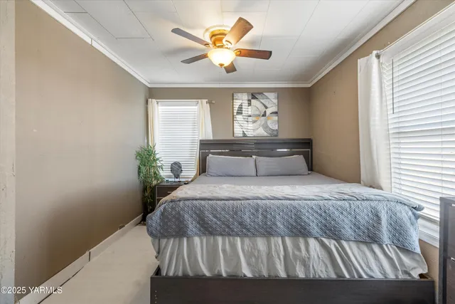 $399,900 | 300 East Martin Lane, Toppenish, WA 98948