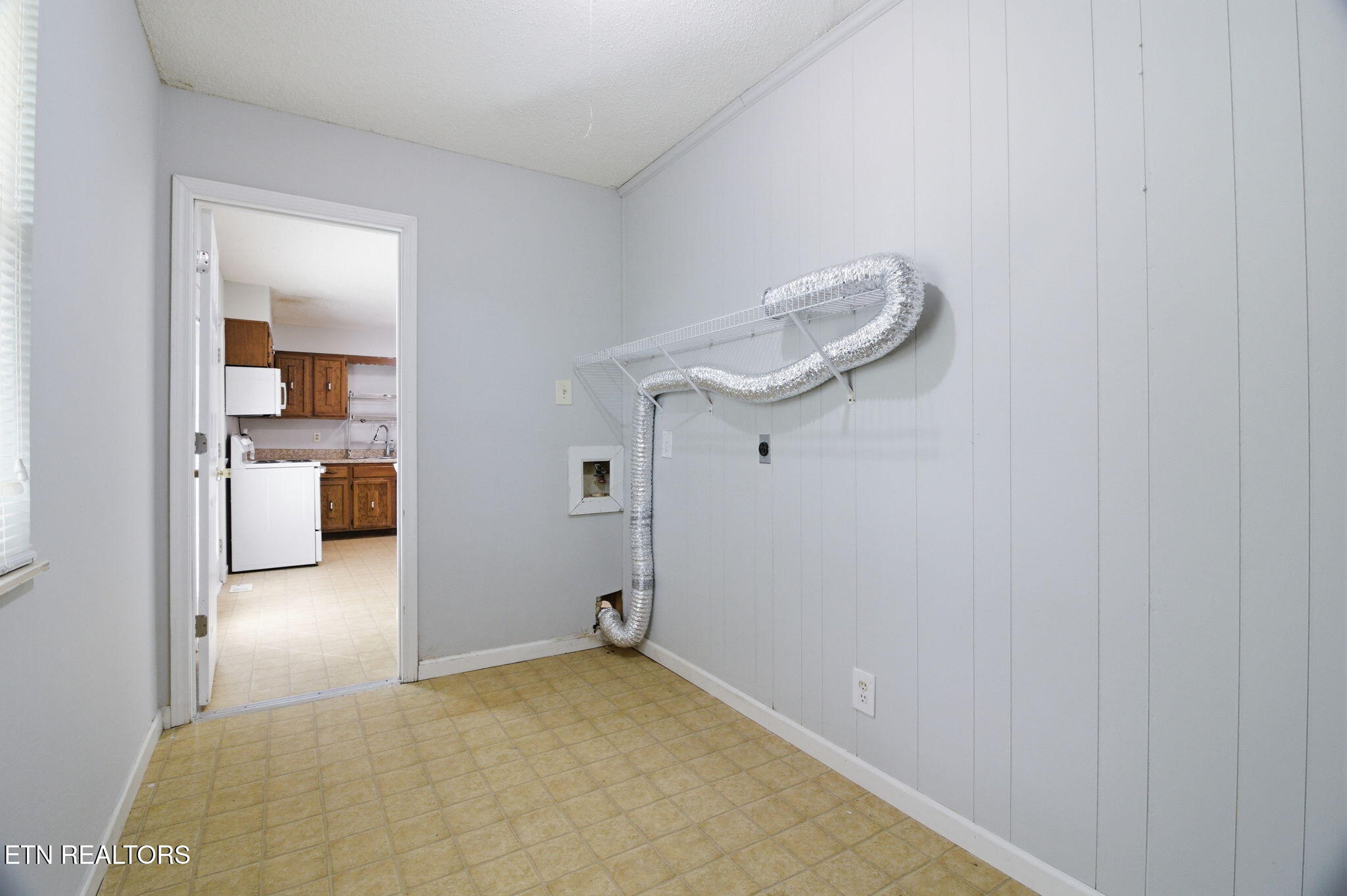 3420 Wexgate Road Knoxville, TN 37931 - Photo 15 of 41 30-web-or-mls-DZ3A1537