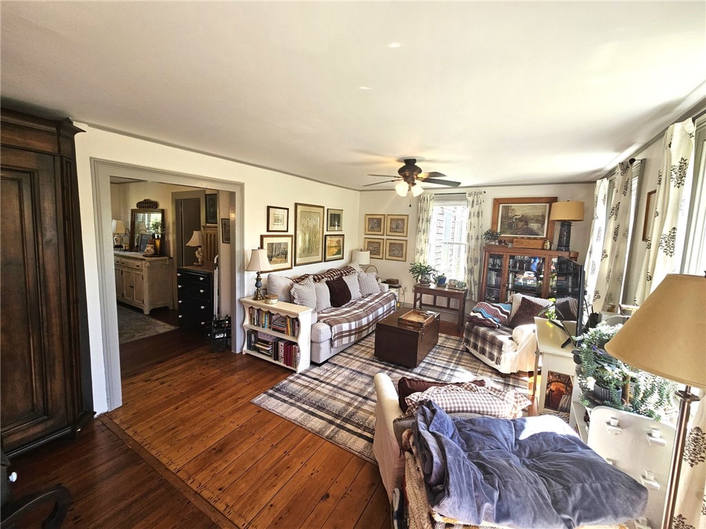 187 Dye Hill Road Hopkinton, RI 02832 - Photo 4 of 50