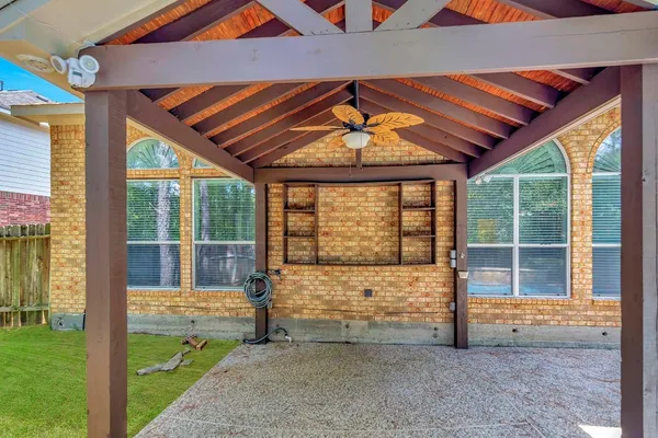 $3,900 | 22 North Queenscliff Circle, The Woodlands, TX 77382