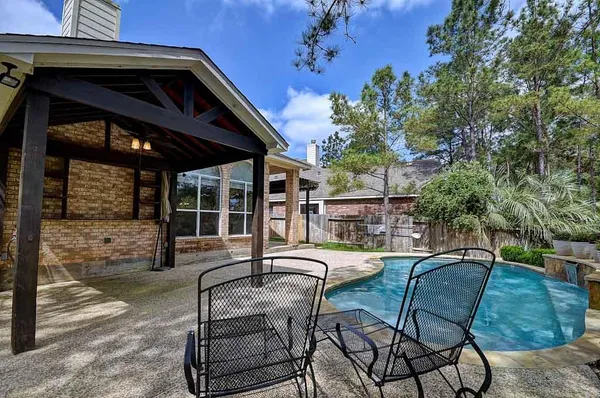 $3,900 | 22 North Queenscliff Circle, The Woodlands, TX 77382