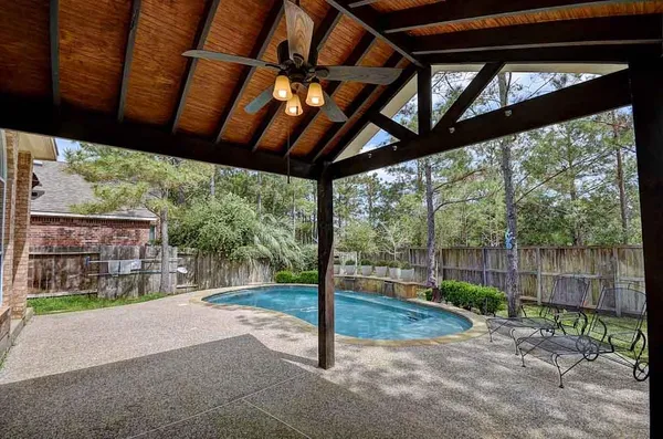 $3,900 | 22 North Queenscliff Circle, The Woodlands, TX 77382