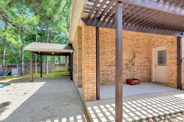 $3,900 | 22 North Queenscliff Circle, The Woodlands, TX 77382