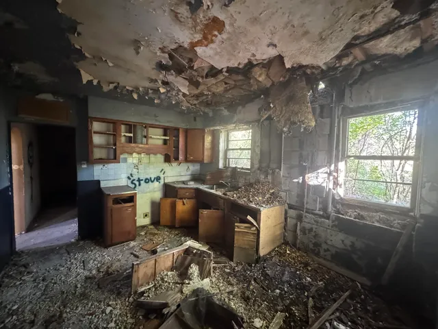 $169,900 | 2039 South Green Bay Road, Mount Pleasant, WI 53406