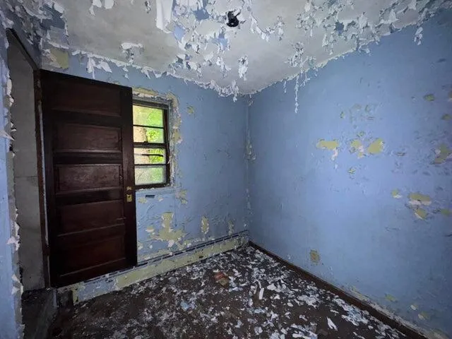 $169,900 | 2039 South Green Bay Road, Mount Pleasant, WI 53406