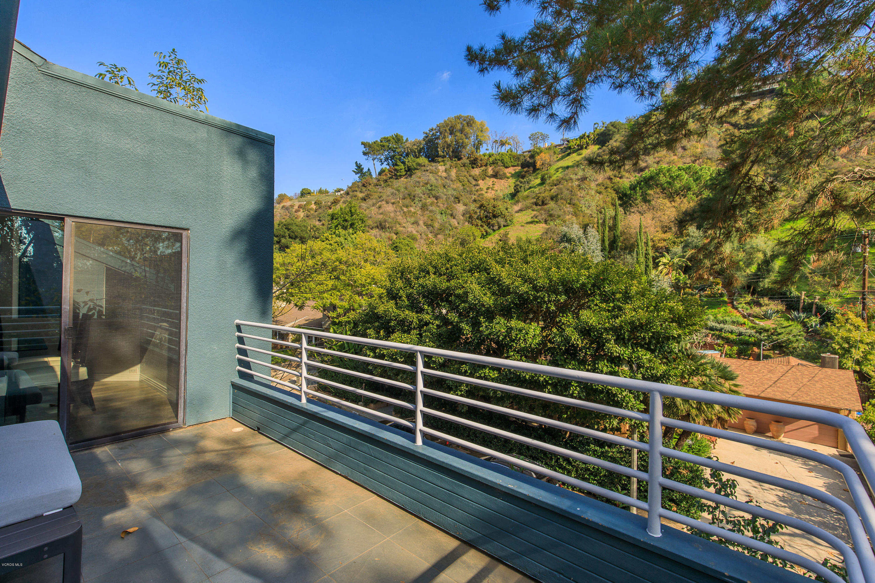 2001 Roscomare Road Los Angeles, CA 90077 - Photo 24 of 52 a view of outdoor space and deck