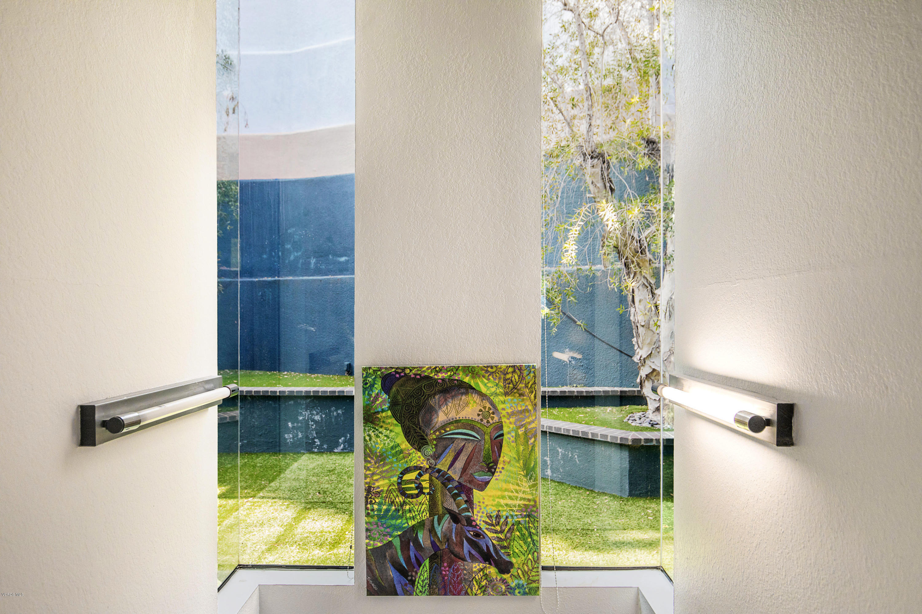 2001 Roscomare Road Los Angeles, CA 90077 - Photo 34 of 52 a utility room with dryer and washer