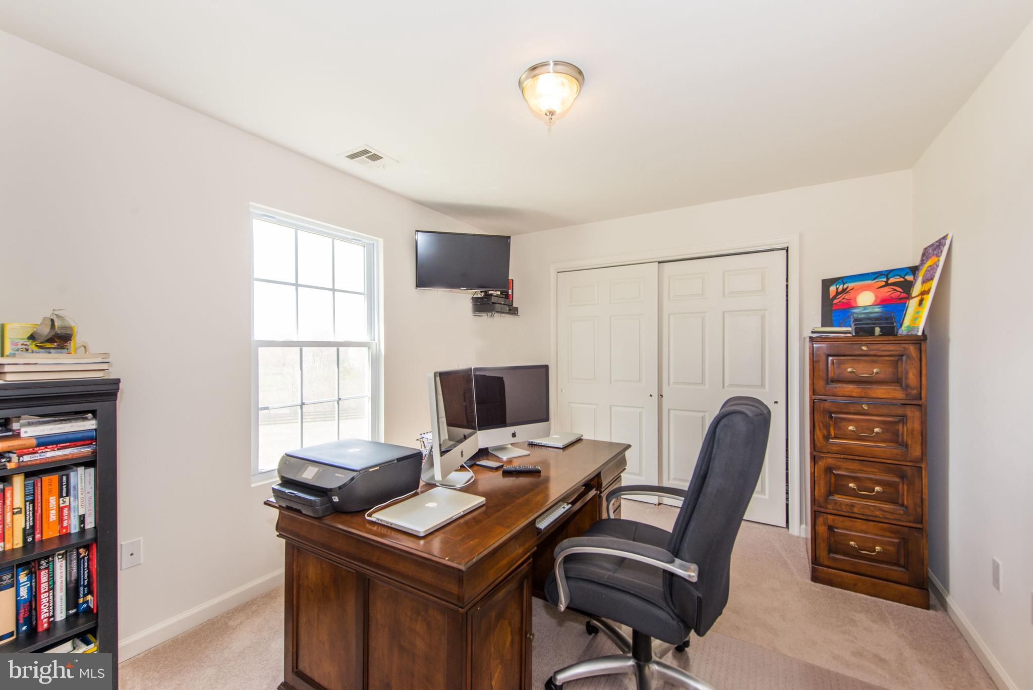 65 Island Road Columbus, NJ 08022 - Photo 26 of 39 Bedroom #2