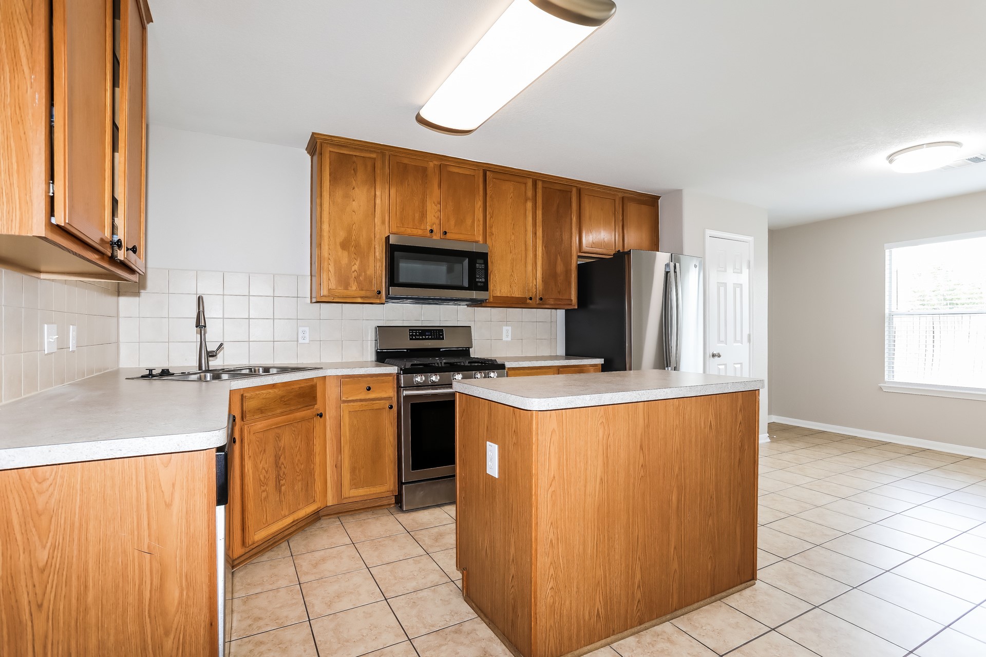 21334 Bella Luna Court Spring, TX 77379 - Photo 6 of 17