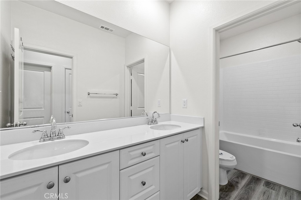 10281 Trickle Lane Riverside, CA 92503 - Photo 14 of 18 Gallery Image 14